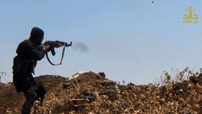 "جيش خالد" يقتل عدداً من المدن...