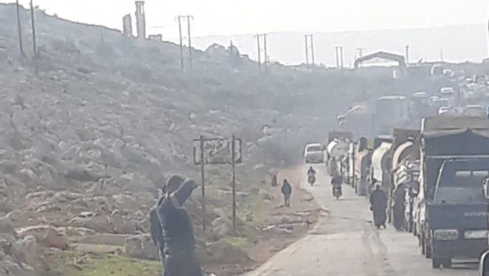 "تحرير الشام" توقف حركة المرور...