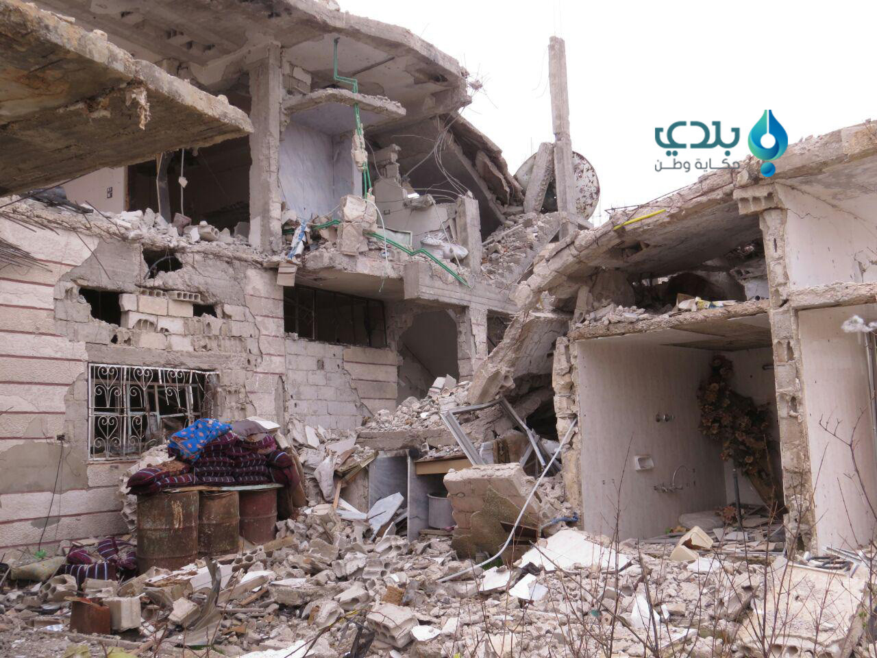 براميل النظام تقتل أربعة مدنيي...