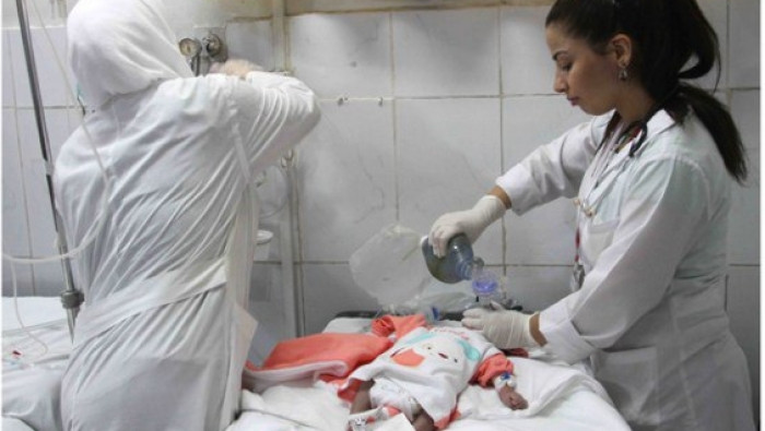 النظام يحرم الممرضين من شهادته...