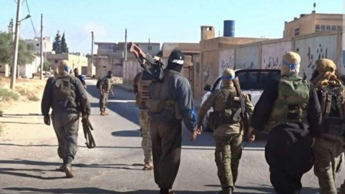 "داعشي" يفجر نفسه في مدينة الد...