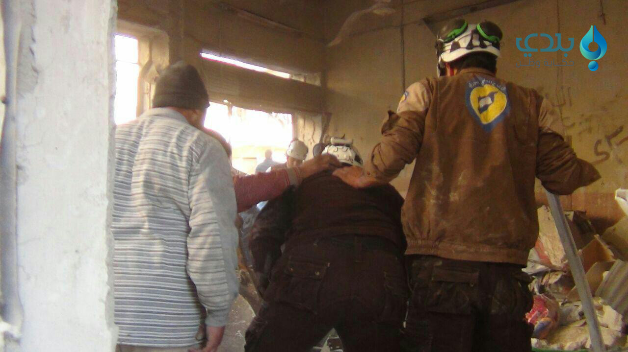 طيران روسيا والأسد يقتل خمسة م...