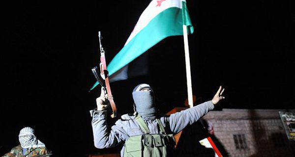 قطر: سنسلح وحدنا المعارضة السو...