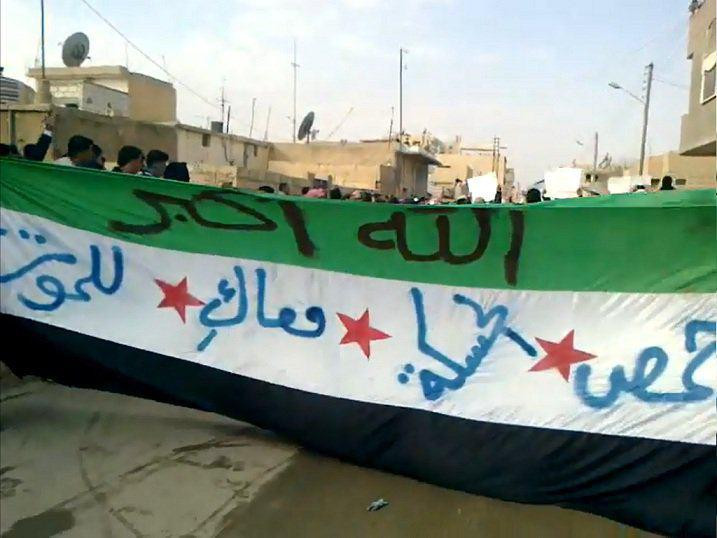 ناشطو الحسكة يغرّدون لفضح الأس...