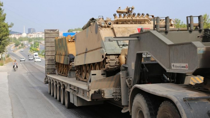 تركيا تواصل إرسال تعزيزات عسكر...