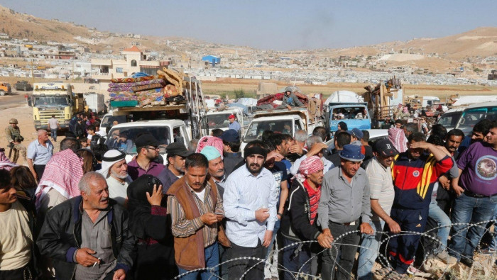 "حزب الله" يعتقل السوريين بلبن...