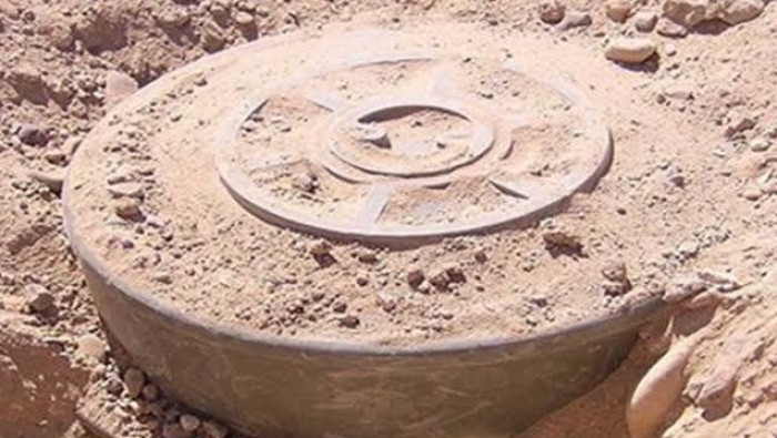 الألغام تطارد المدنيين وتقتل م...