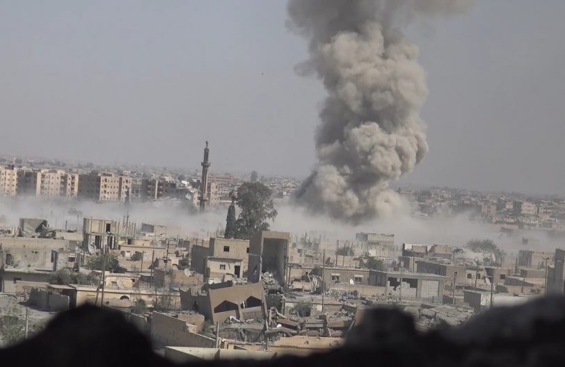 مدفعية النظام وطائرات روسية تق...