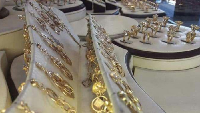 المعدن اﻷصفر يرتفع 200 ل.س في...