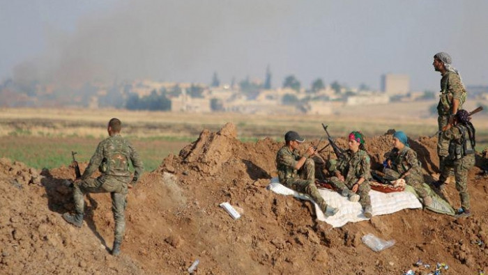 "قسد" تزيل حاجز "الشبيبة" في ا...