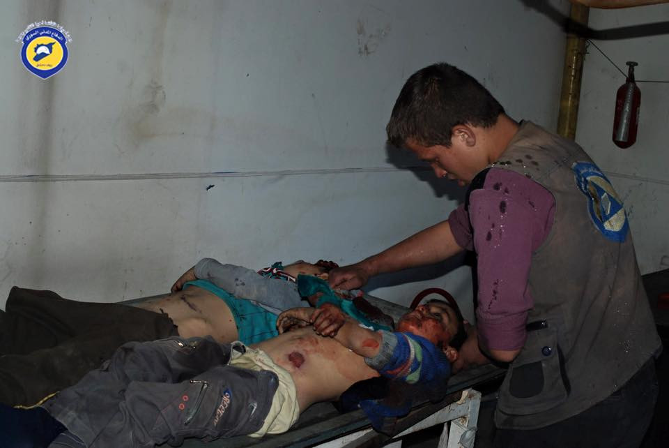 طفلان ضحية قصف النظام مدينة دو...