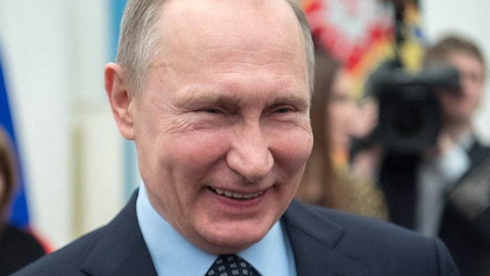 بوتين: حان الوقت لإعادة إعمار...