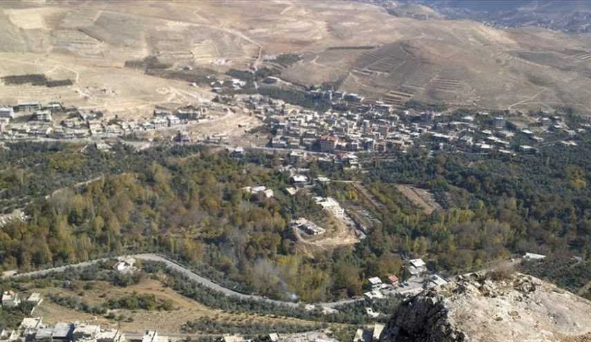 "الحر" يستعيد تلة إستراتيجية ب...