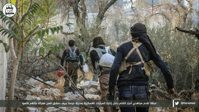 فصائل معارضة تسيطر على "كراجات...