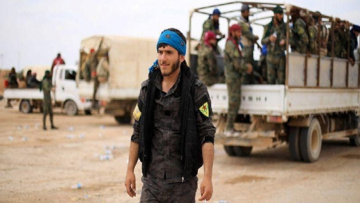 "قسد" تنفي إجراء مفاوضات مع ال...