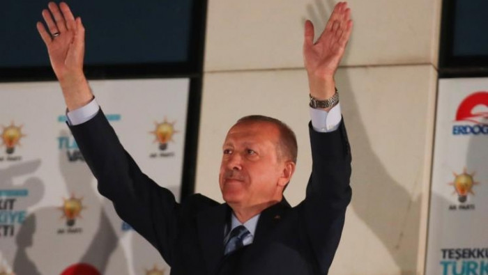 عقب فوزه بالانتخابات.. أردوغان...