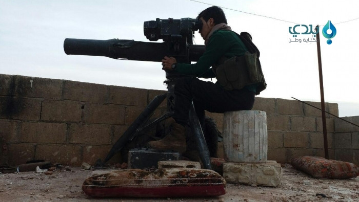 فصائل المعارضة تدمر جرافة عسكر...