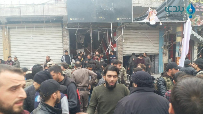 شهداء وجرحى بانفجارات عدة شرقي حلب و"داعش" تستعيد بلدة بديرالزور