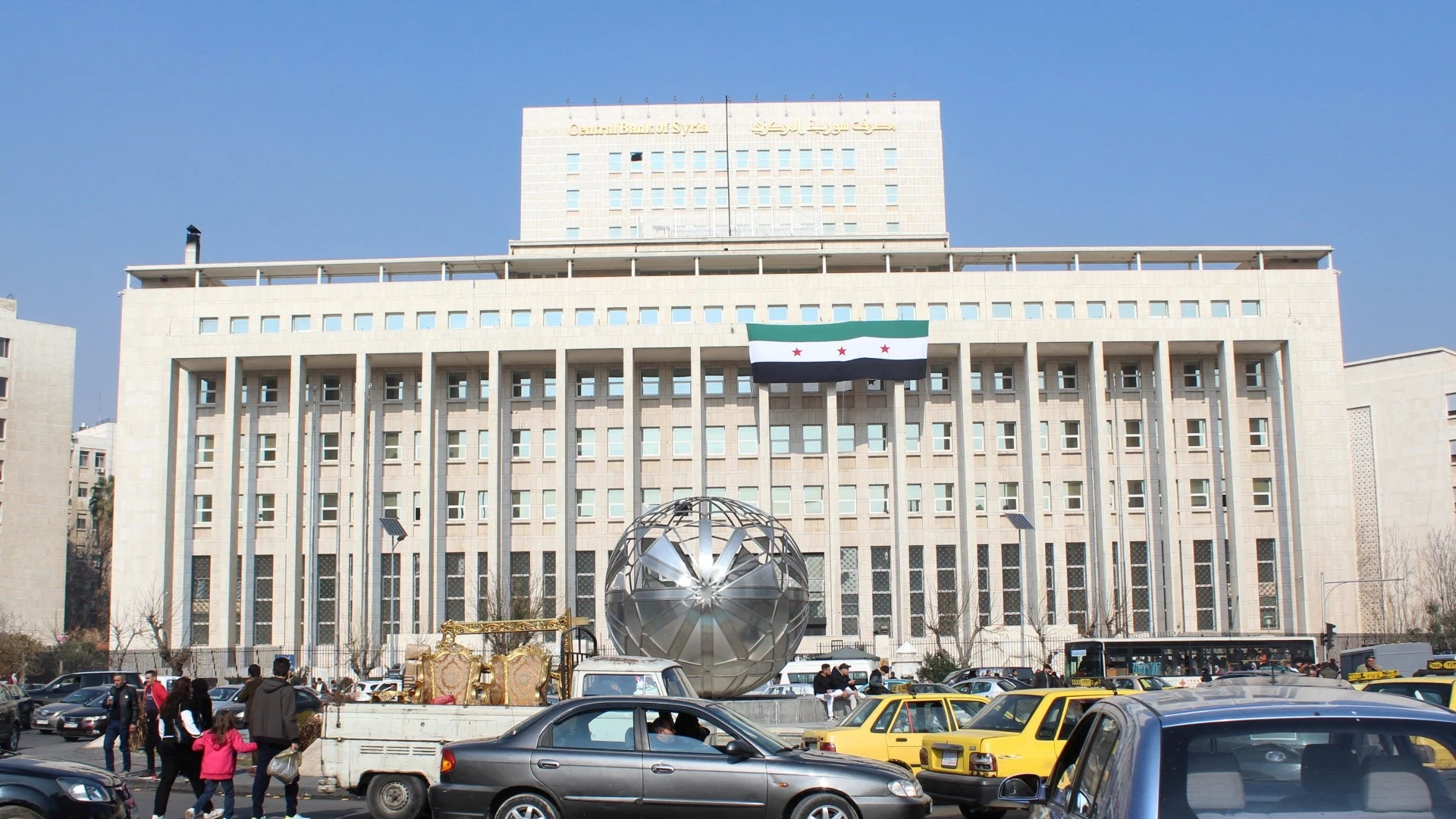 استقراراً للعملة ومكافحة للتضخ...