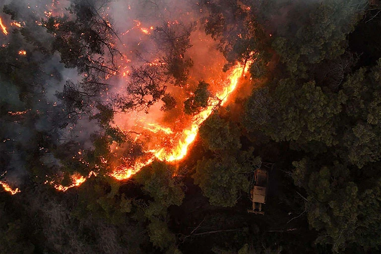 حرائق غير مسبوقة في اللاذقية و...