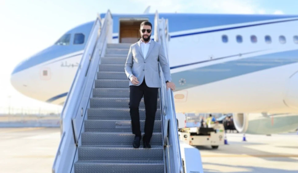 الرئيس الانتقالي أحمد الشرع يز...