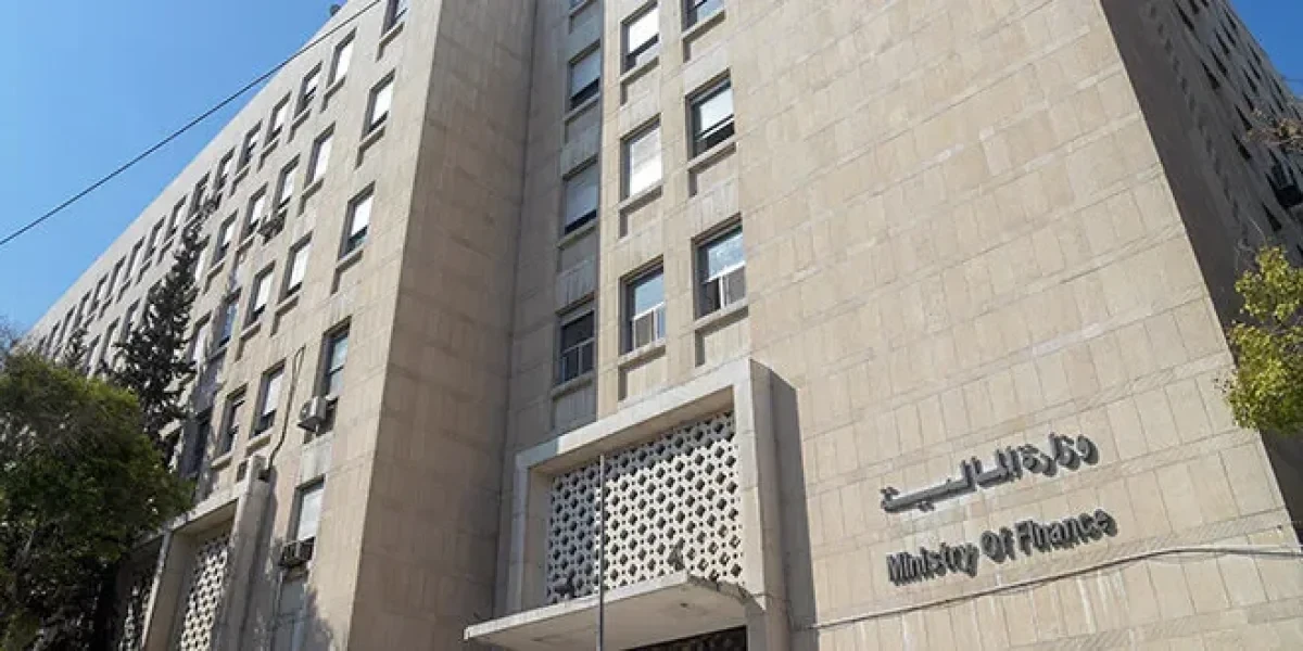 المالية السورية ترفع الحد الأد...