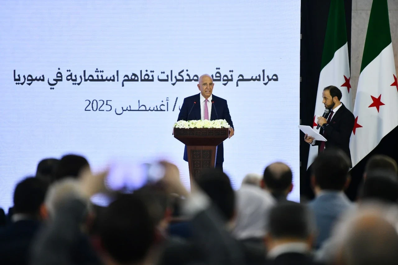 المبعوث الأمريكي إلى سوريا يشي...