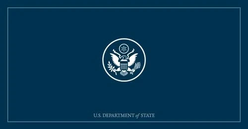 واشنطن تعيد طفلاً أمريكياً من...