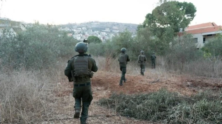 الاحتلال يختطف مواطناً سورياً...