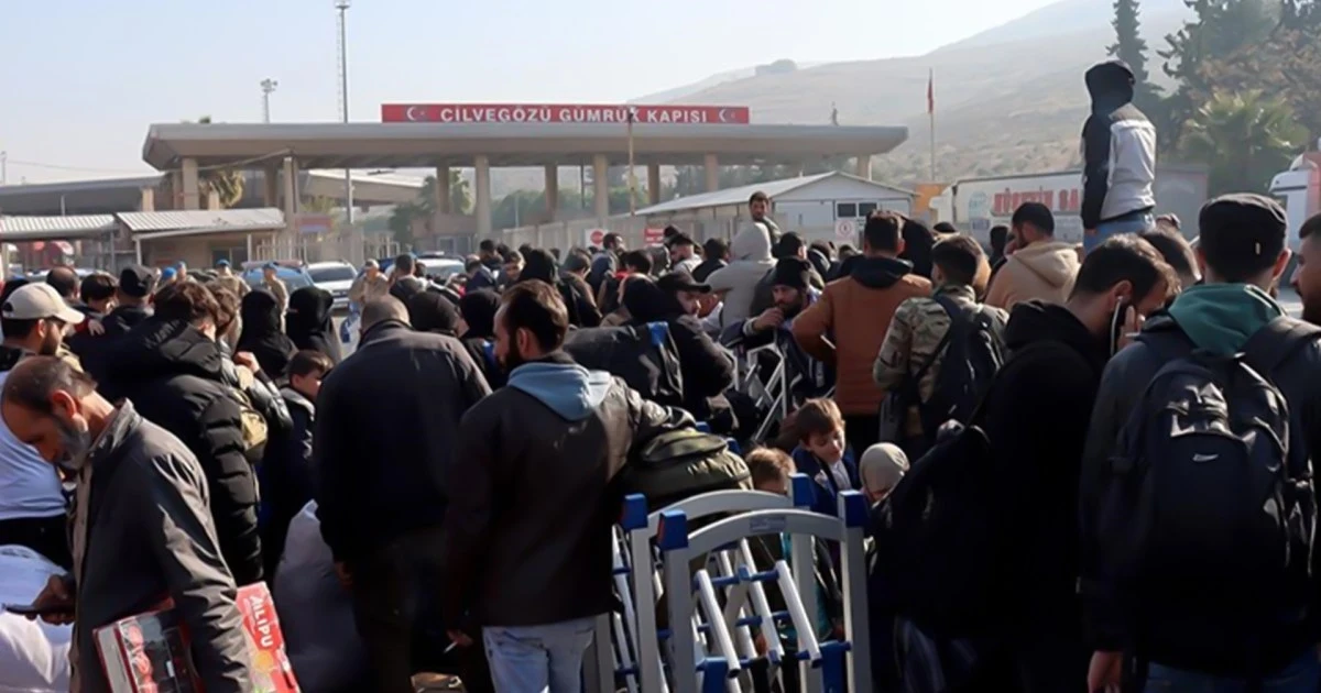 وزير الداخلية التركي: 474 ألف...