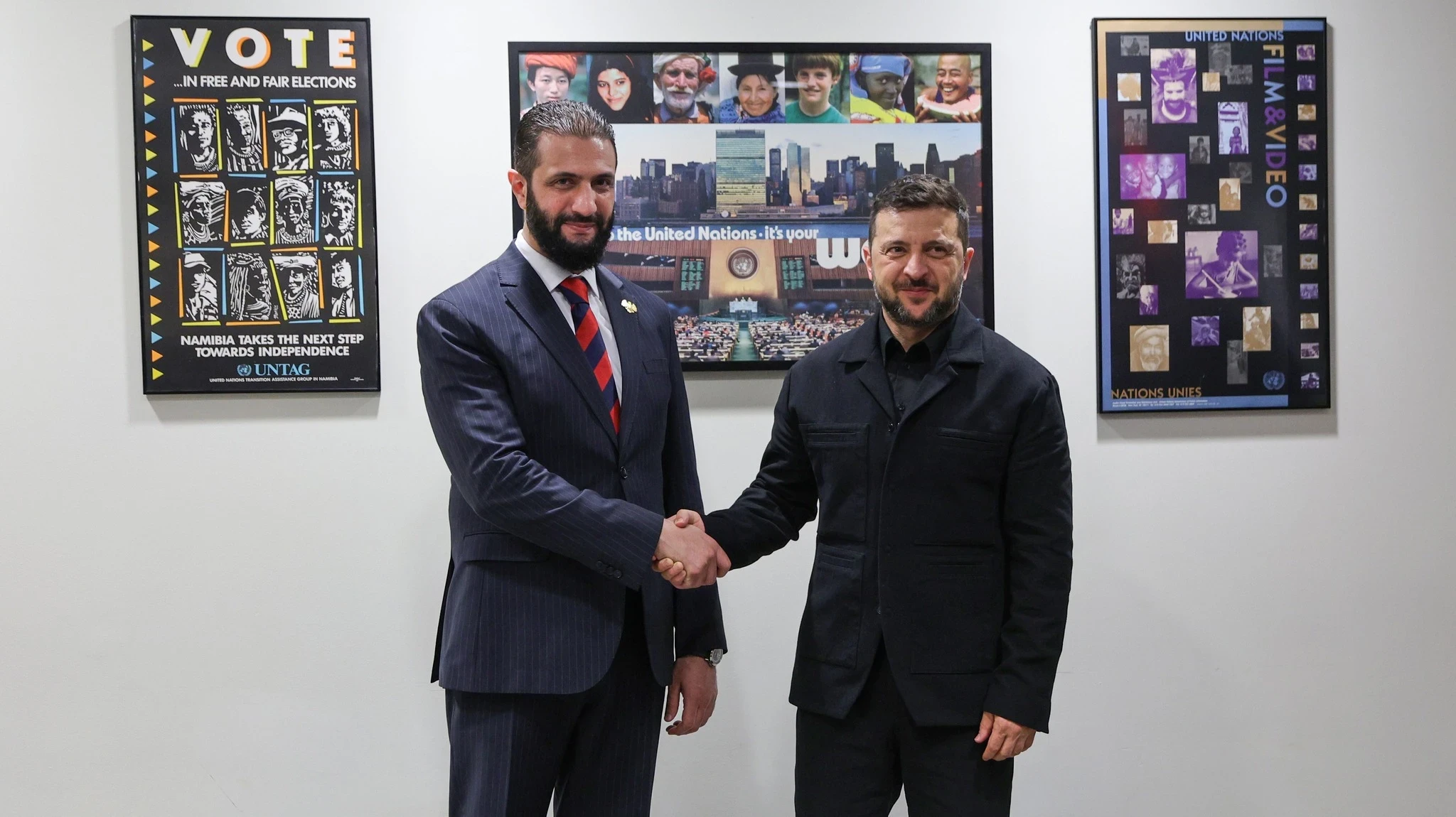 زيلينسكي يعلن استئناف العلاقات...