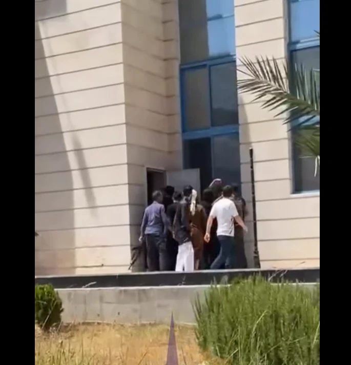 حماة: فوضى في مسجد "العلامة مح...