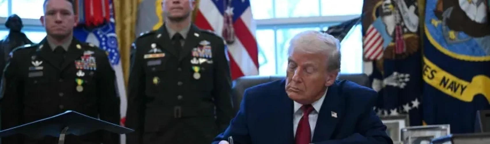 ترامب يوقع قانون تفويض الدفاع الوطني ويُلغي "قانون قيصر" عن سوريا