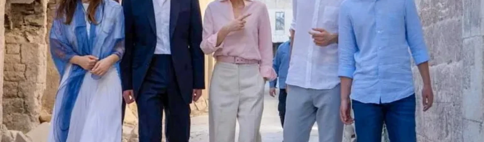 نيويورك تايمز تكشف رفاهية الأسد وكبار مسؤولي نظامه الهاربين من العقاب