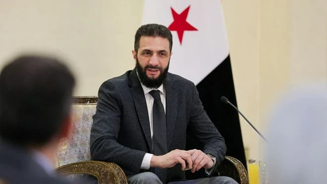 رويترز: الشرع يوبّخ مقربين بسب...