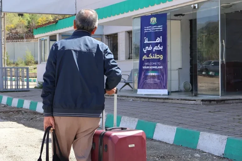 تسهيلات تركية لعبور السوريين م...