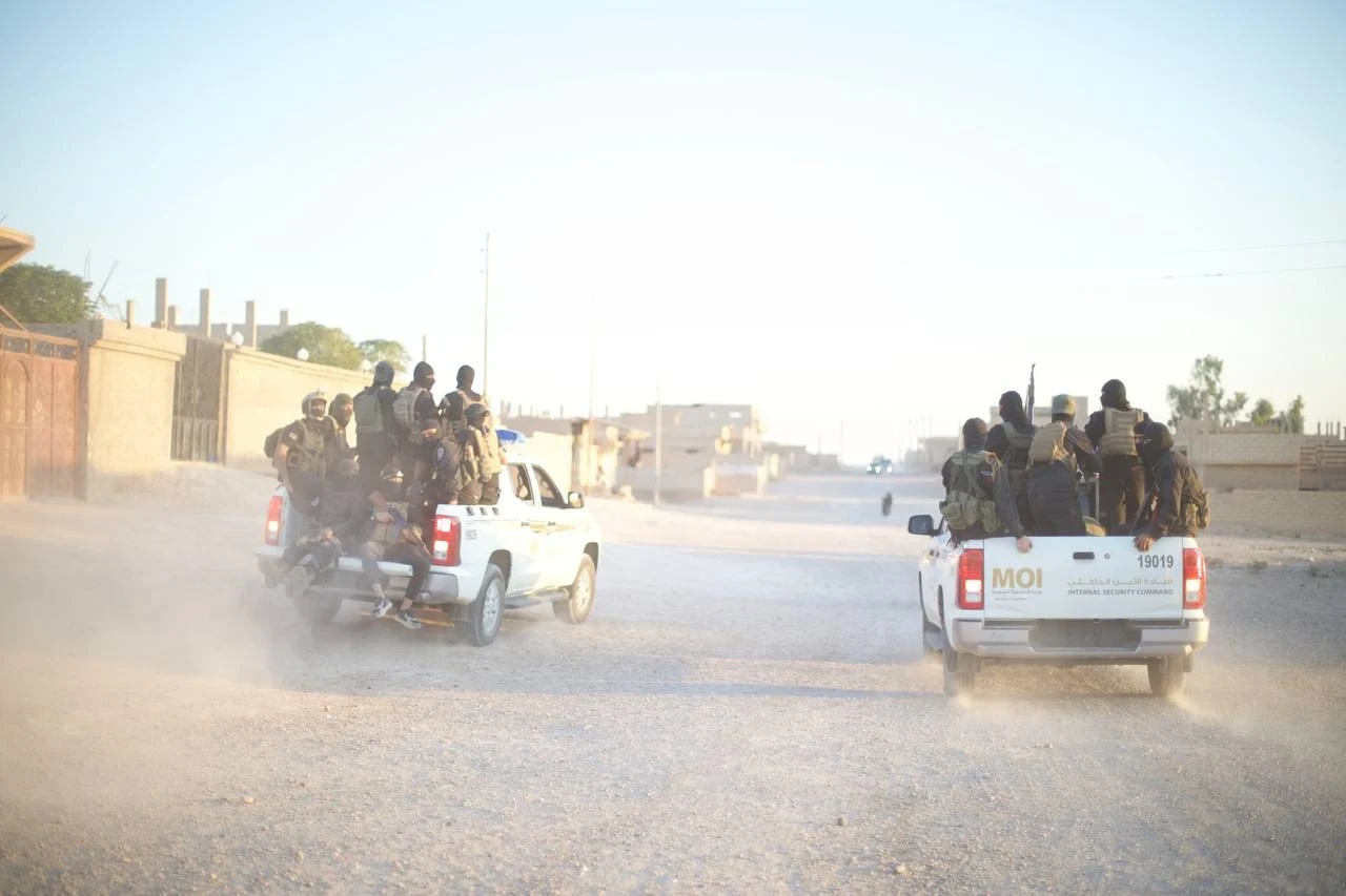 توقيف أكثر من 50 شخصاً في عملي...