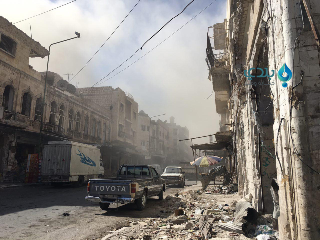 جرحى وخسائر مادية كبيرة بغارات...