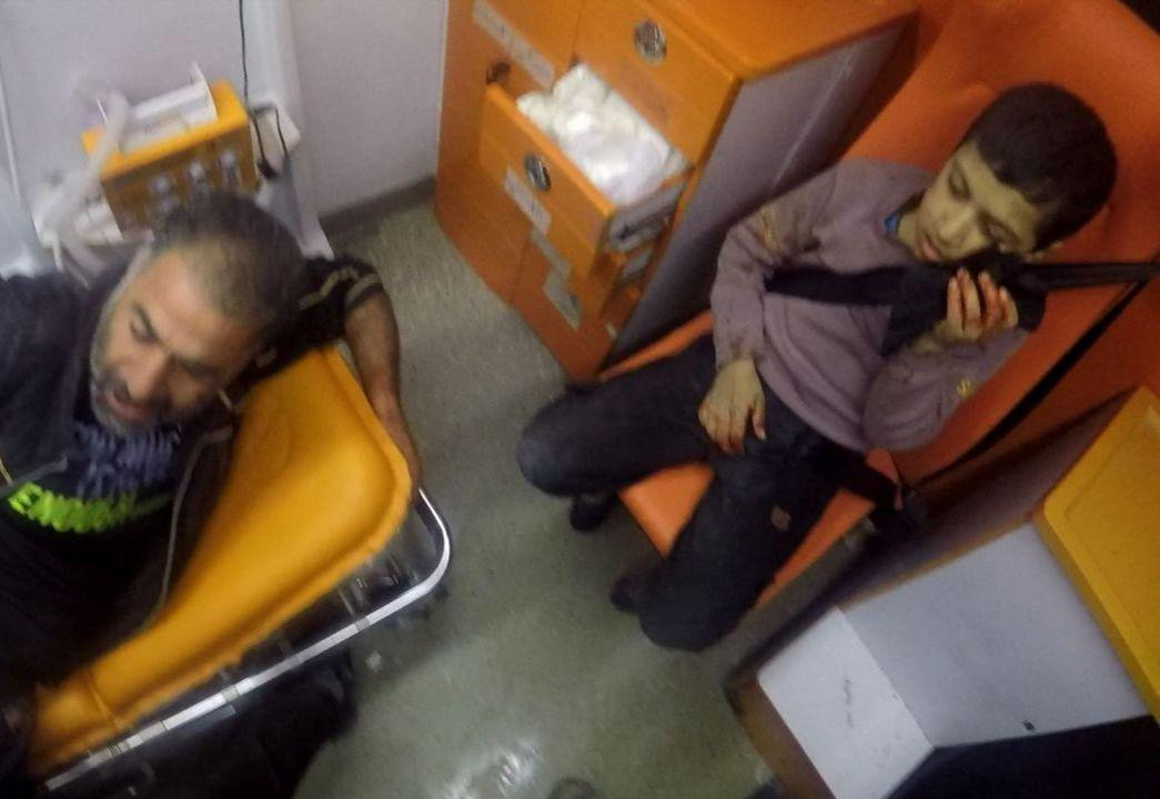 جرحى مدنيون بقصف صاروخي للنظام...