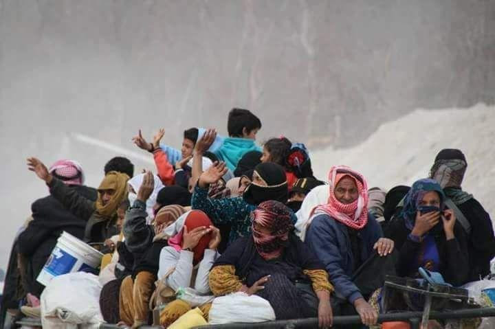 "قسد" تفرج عن 90 عائلة من أهال...