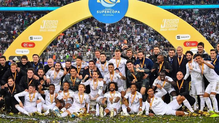 على ملعب "الجوهرة المشعة".. ري...