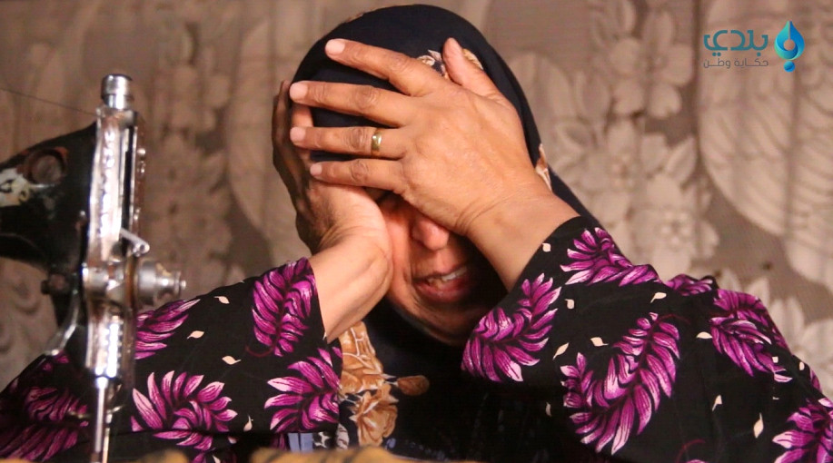 نازحة من ريف حماة تواجه الحياة...