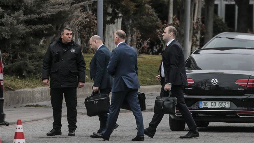 ماذا دار في الاجتماع الرابع بي...