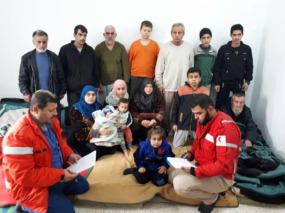 مصادر خاصة: فصيل يسلم 15 من مف...