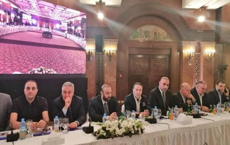 "كورونا" يدفع النظام لابتزاز ر...