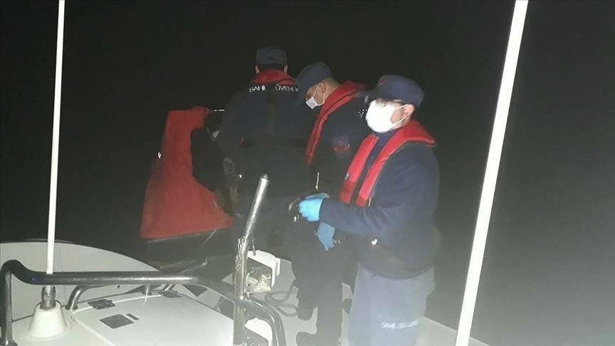 بينهم سوريون.. إنقاذ لاجئين قب...