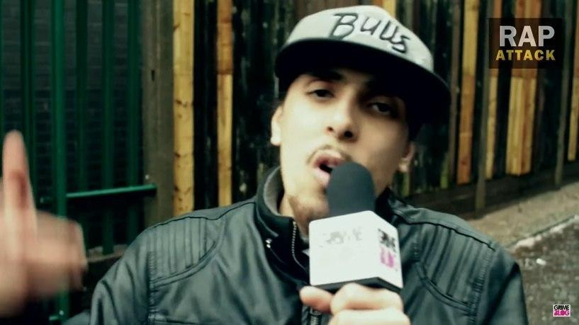 بالفيديو.. الشرطة الإسبانية تق...