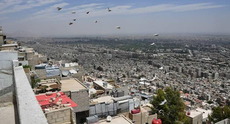 انخفاض أعداد العاملين في المؤس...