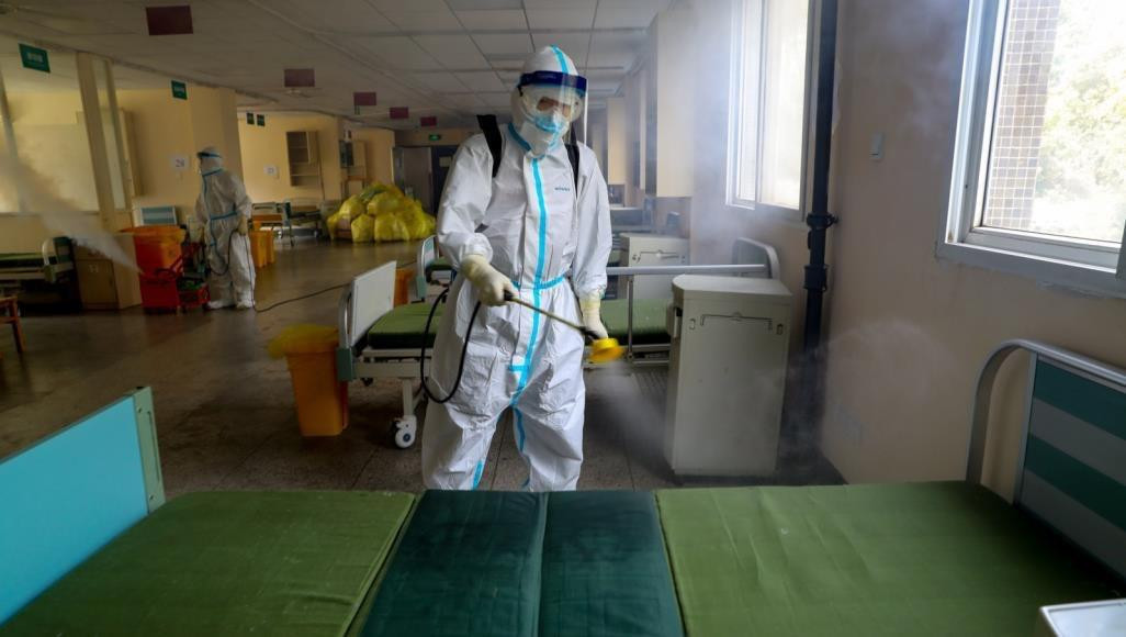 التوصل لمادة ترش على الأسطح لل...