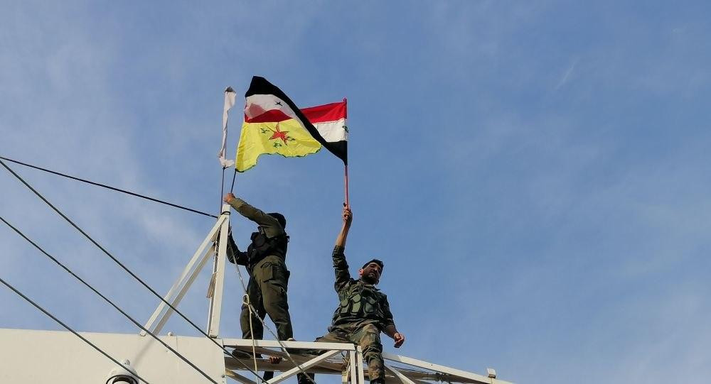 "قسد" تفتتح معبرا مع النظام غر...